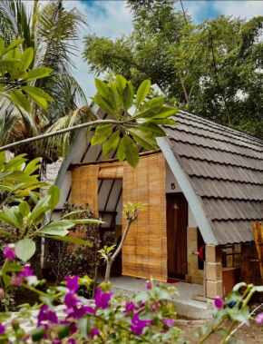 Nelly Homestay Bungalows Gili Air